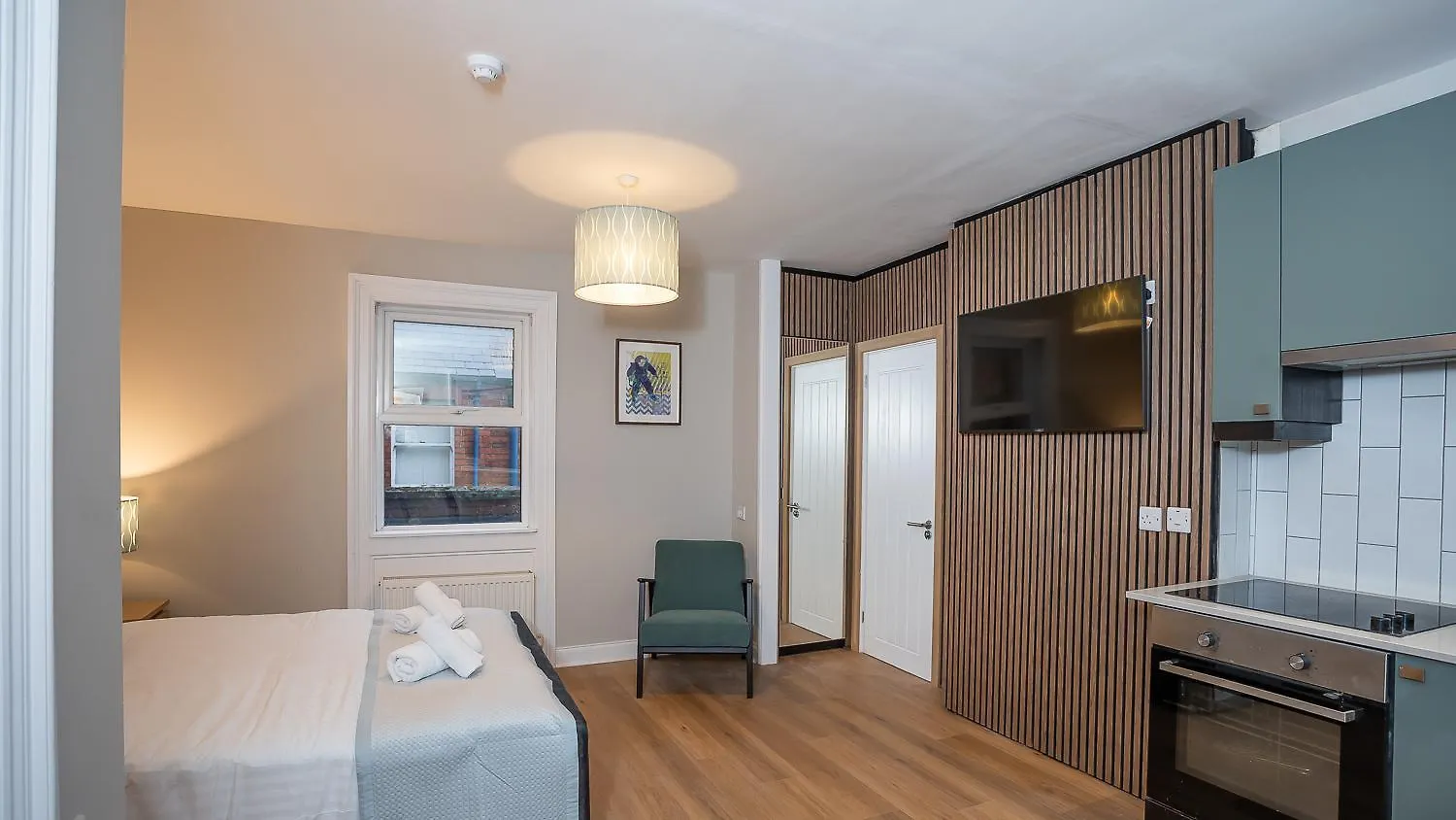 Queens Large 2 Bdr & 1 Bdr Apartments By Belfast City Breaks 0*,
